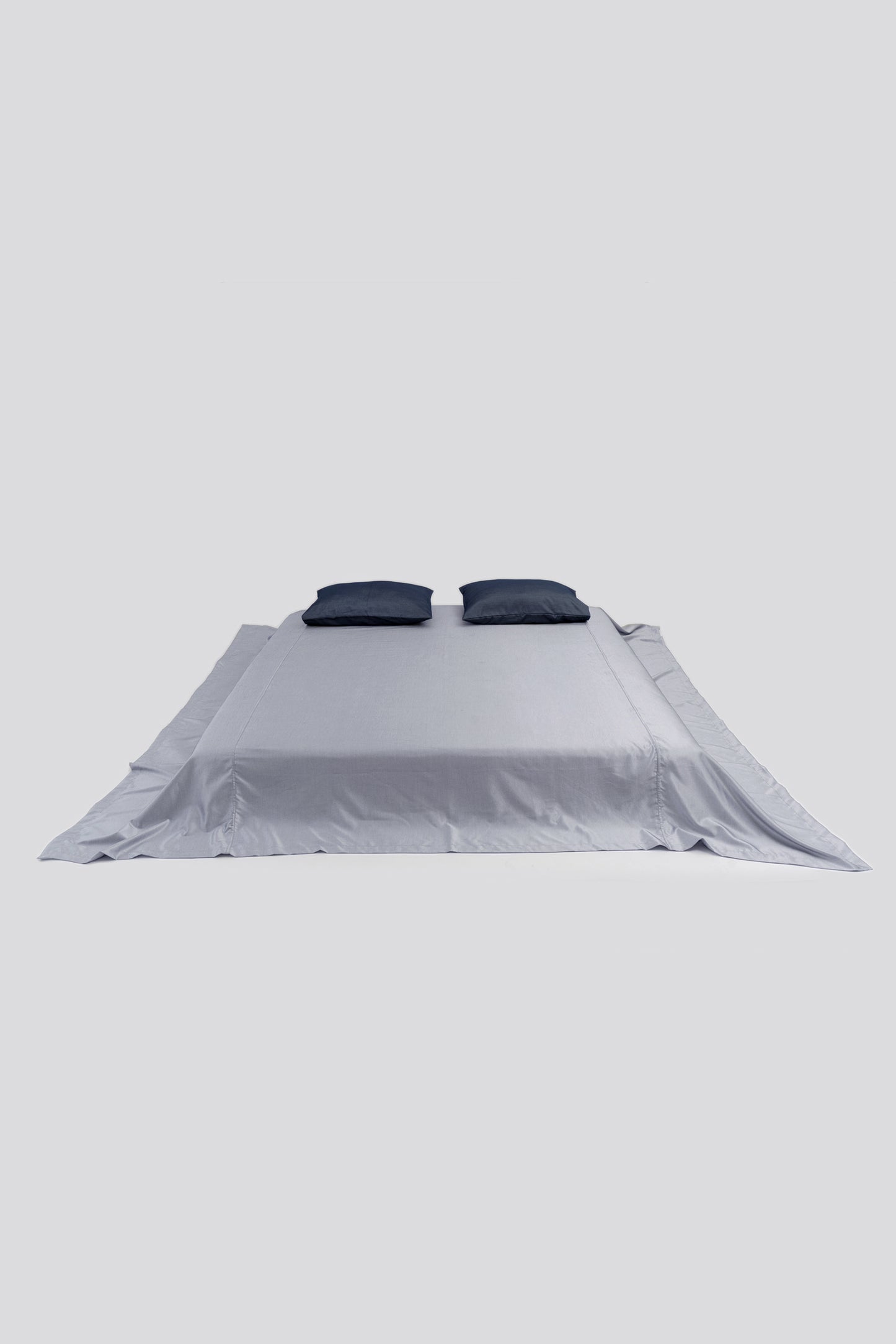 The Franca Bed Dress / Jeans