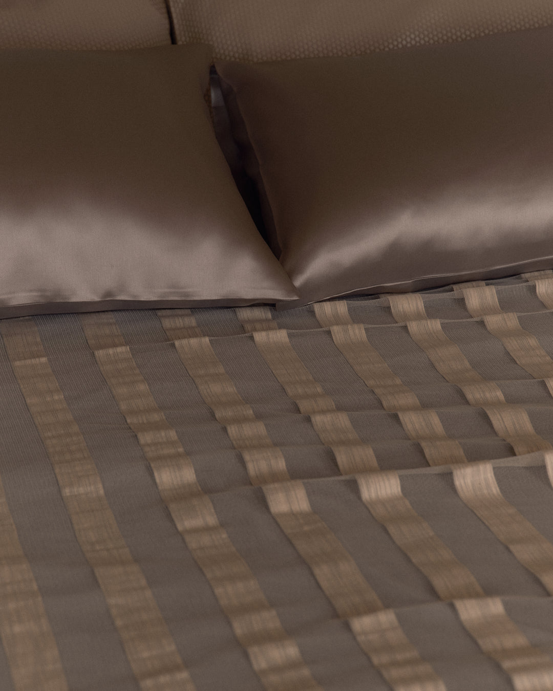 The Franca Pillow Slip / Metal